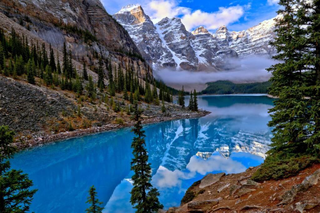 Delightful Chalet 2bd 2ba Pool Hot Tub Bbq Private Entry Park Pass Canmore